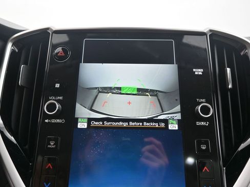 Used 2023 Subaru Ascent Premium w/ Convenience Package image 10