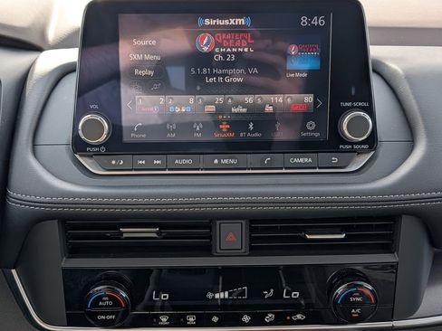 Used 2023 Nissan Rogue SV AWD/4WD image 23