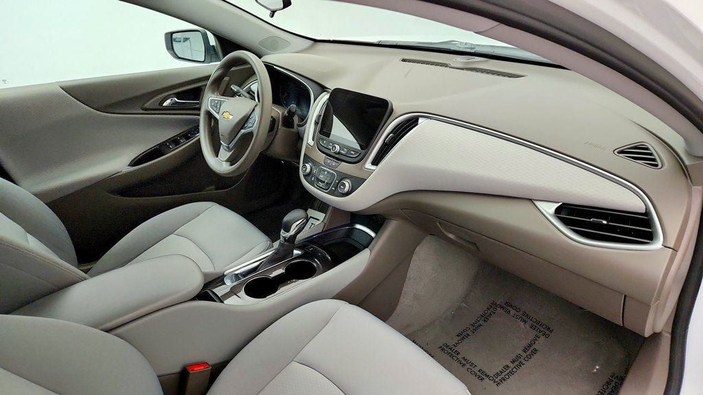 Used 2022 Chevrolet Malibu LS w/ Driver Confidence Package FWD image 24