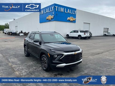 New 2026 Chevrolet TrailBlazer LT w/ LT Cold Weather Package AWD/4WD image 1