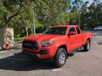 Used 2017 Toyota Tacoma SR5 w/ SR5 Appearance Package (SM)