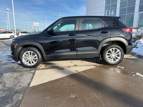 Used 2024 Chevrolet TrailBlazer LS image 8