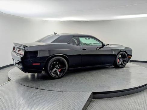 Used 2020 Dodge Challenger SRT Hellcat w/ Plus Package image 8