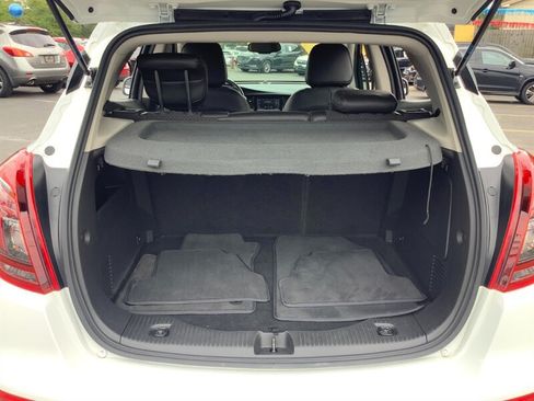 Used 2022 Buick Encore Preferred FWD image 14