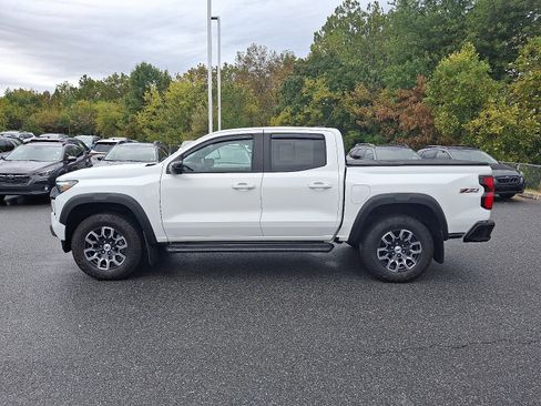 Used 2024 Chevrolet Colorado Z71 w/ Z71 Convenience Package 2 image 7