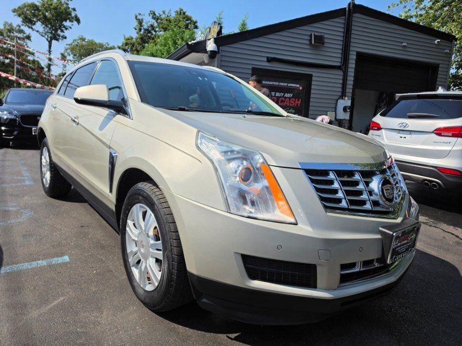 Used 2014 Cadillac SRX Luxury w/ Driver Awareness Package FWD image 4