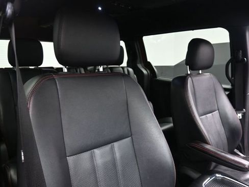 Used 2013 Dodge Grand Caravan R/T w/ Trailer Tow Group image 29