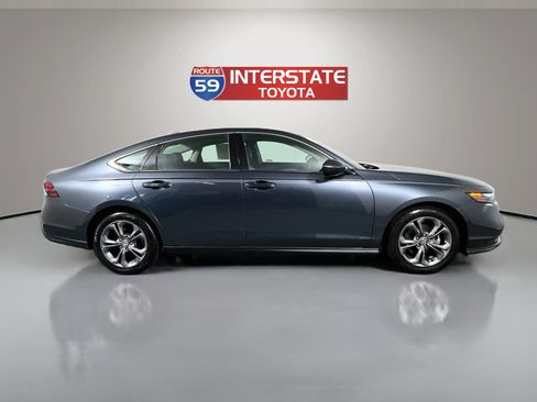 Used 2023 Honda Accord EX image 8