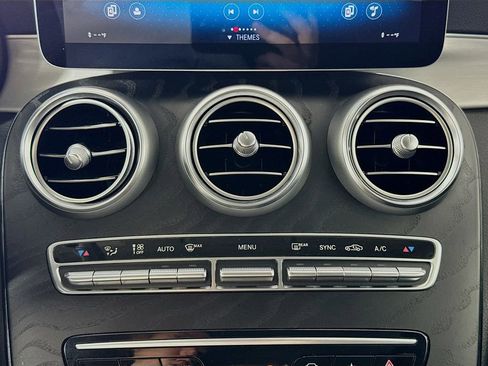 Used 2022 Mercedes-Benz GLC 300 GLC 300 image 15