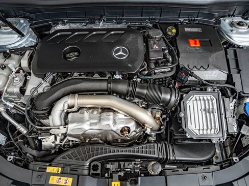 Certified 2026 Mercedes-Benz GLB 250 4MATIC image 41