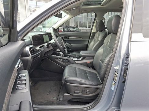 Used 2023 Kia Telluride SX image 16