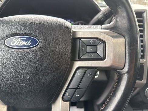 Used 2021 Ford F250 Platinum image 23