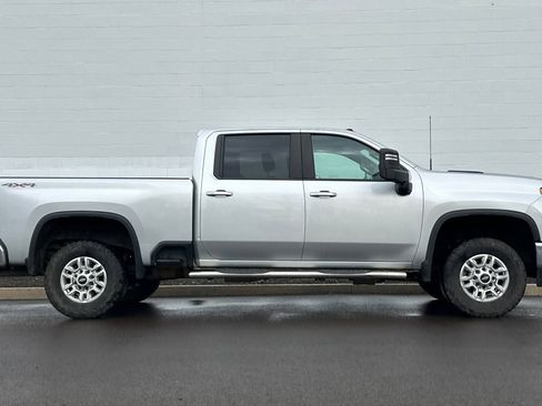 Used 2020 Chevrolet Silverado 2500 LT w/ All Star Edition image 3
