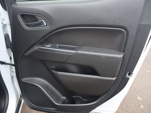 Used 2022 Chevrolet Colorado LT w/ LT Convenience Package image 30