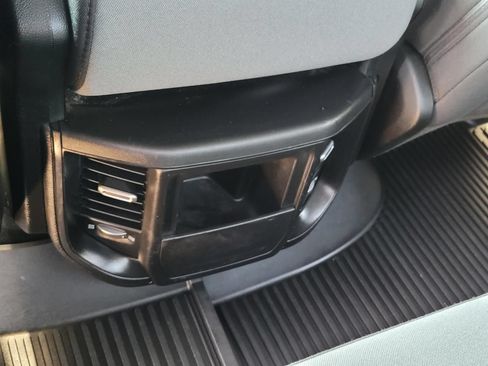 Used 2021 RAM 1500 Big Horn AWD/4WD image 16
