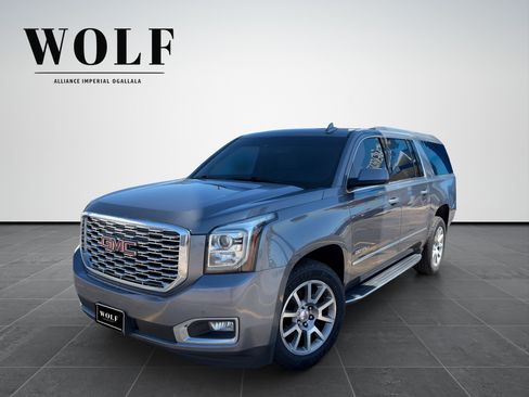 Used 2019 GMC Yukon XL Denali AWD/4WD image 2