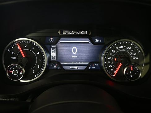 New 2026 RAM 1500 4x4 Crew Cab image 24