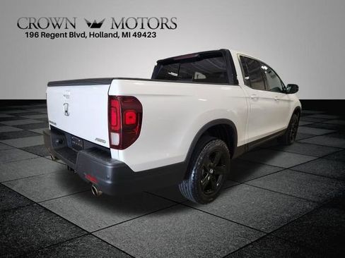 Used 2023 Honda Ridgeline Black Edition image 3