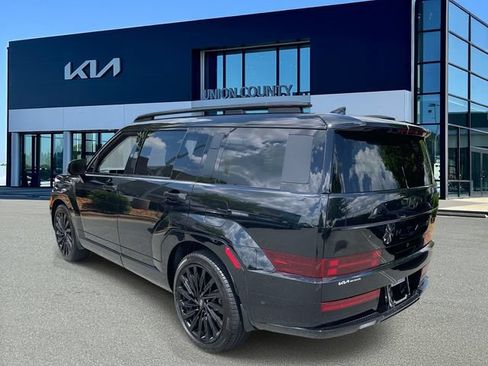 Used 2025 Hyundai Santa Fe Calligraphy AWD/4WD image 4