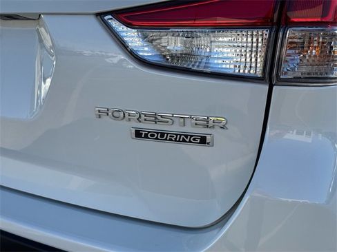 Used 2023 Subaru Forester Touring image 6