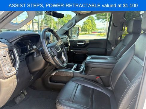 Used 2022 GMC Sierra 3500 Denali w/ Denali Ultimate Package AWD/4WD image 10