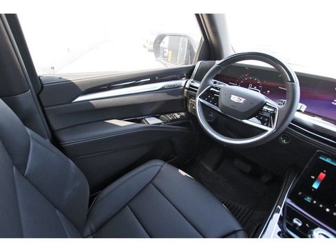 New 2026 Cadillac Escalade ESV 2WD image 8