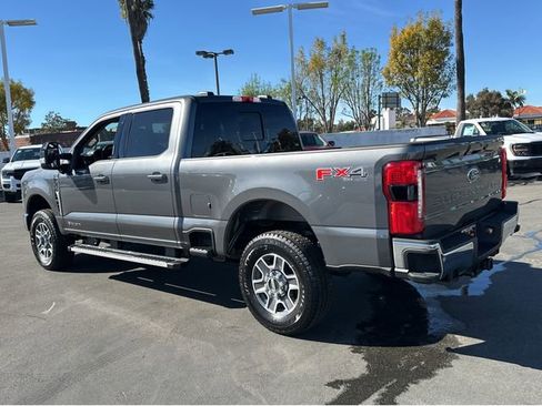 New 2026 Ford F250 Lariat w/ FX4 Off-Road Package image 4