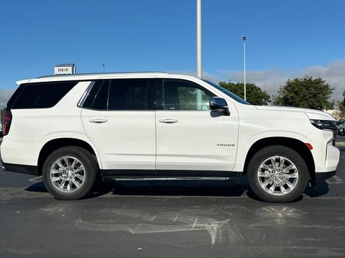 Used 2024 Chevrolet Tahoe Premier RWD image 3