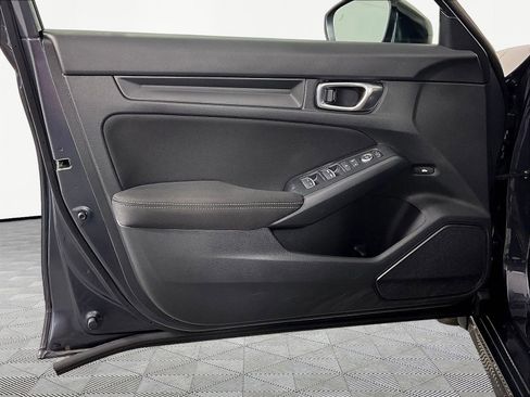 Used 2025 Honda Civic Sport image 19