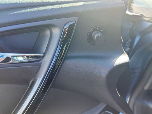 Used 2016 Buick Cascada Premium image 29