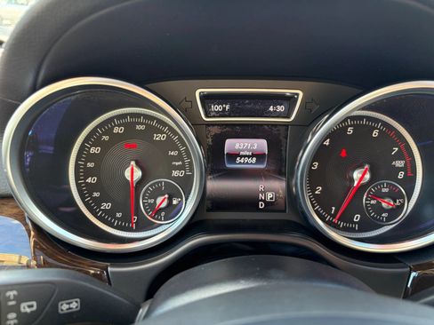 Used 2017 Mercedes-Benz GLS 450 4MATIC image 15