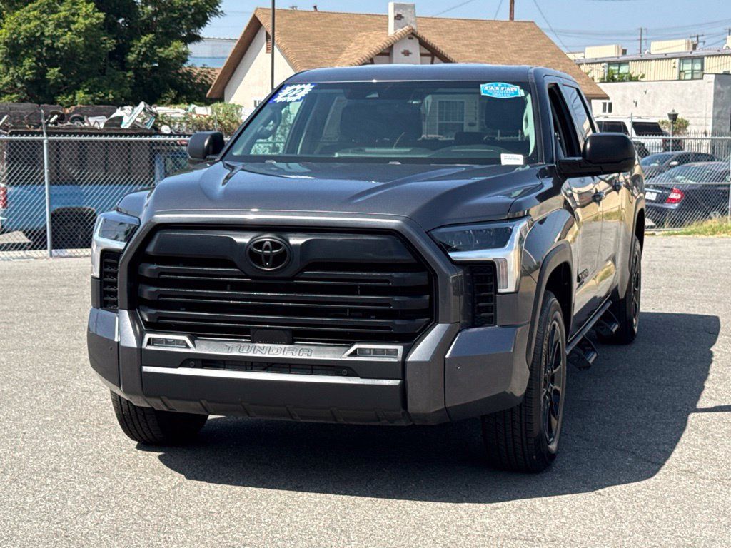 Used 2024 Toyota Tundra SR5 w/ SR5 Premium Package RWD image 5