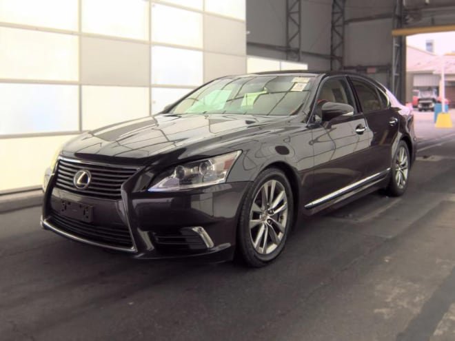 Used 2016 Lexus LS 460 AWD w/ Comfort Package image 1
