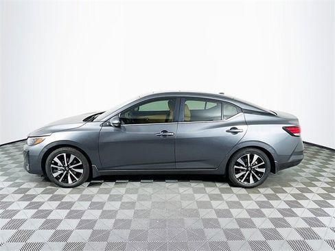 New 2025 Nissan Sentra SV image 4