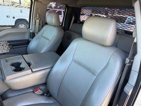 Used 2017 Ford F250 XL w/ Power Equipment Group image 38