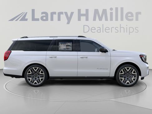 New 2027 Ford Expedition Max Platinum w/ Platinum Ultimate Package AWD/4WD image 5