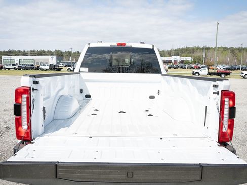 New 2026 Ford F350 XL w/ 360-Degree Camera Package AWD/4WD image 7