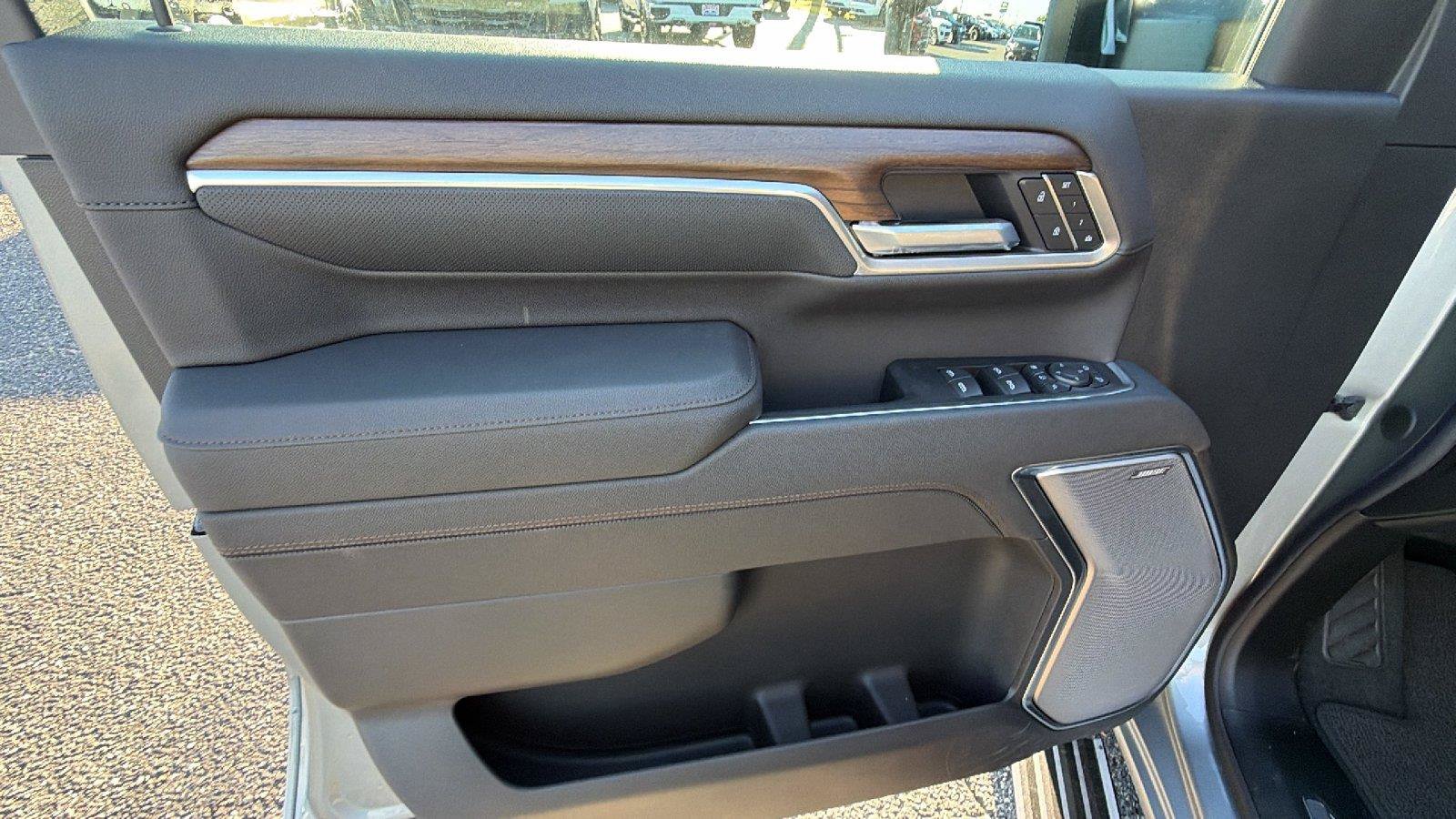 New 2026 Chevrolet Silverado 1500 RST w/ RST Select Package AWD/4WD image 15