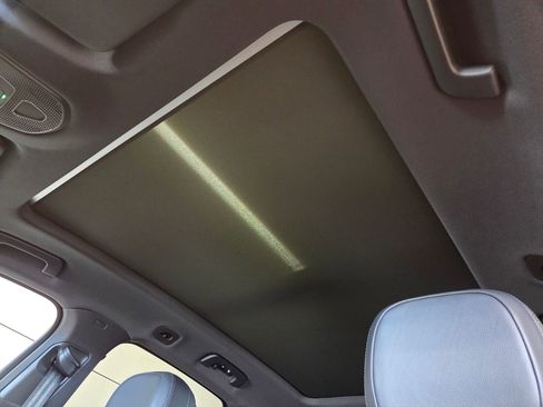 New 2026 Porsche Cayenne Base image 10