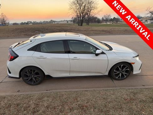 Used 2017 Honda Civic Sport Touring image 2