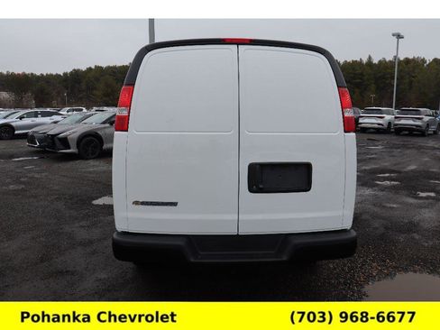 New 2026 Chevrolet Express 3500 image 6