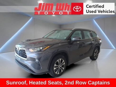 Certified 2024 Toyota Highlander XLE FWD image 1