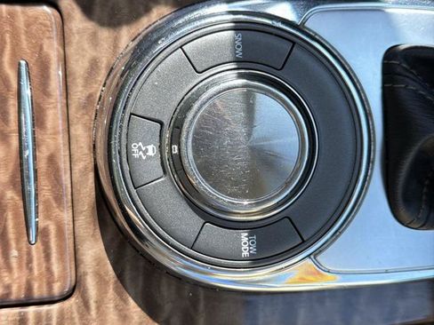 Used 2018 Nissan Armada Platinum RWD image 15