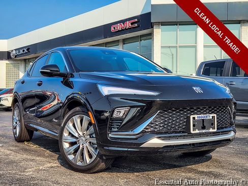 Used 2025 Buick Envista Avenir FWD image 1