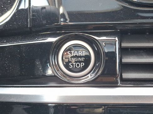 Certified 2023 Nissan Pathfinder Platinum w/ Cargo Package image 29