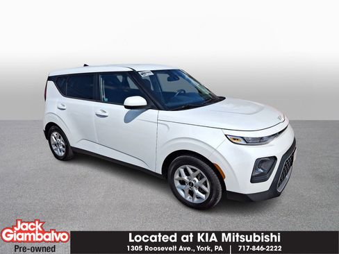 Used 2022 Kia Soul LX w/ Technology Package FWD image 1
