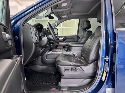 Certified 2022 GMC Sierra 2500 Denali w/ Denali Ultimate Package image 9