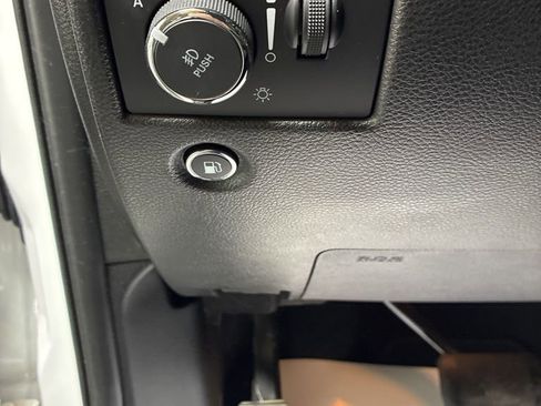 Used 2021 Jeep Grand Cherokee Laredo X image 13