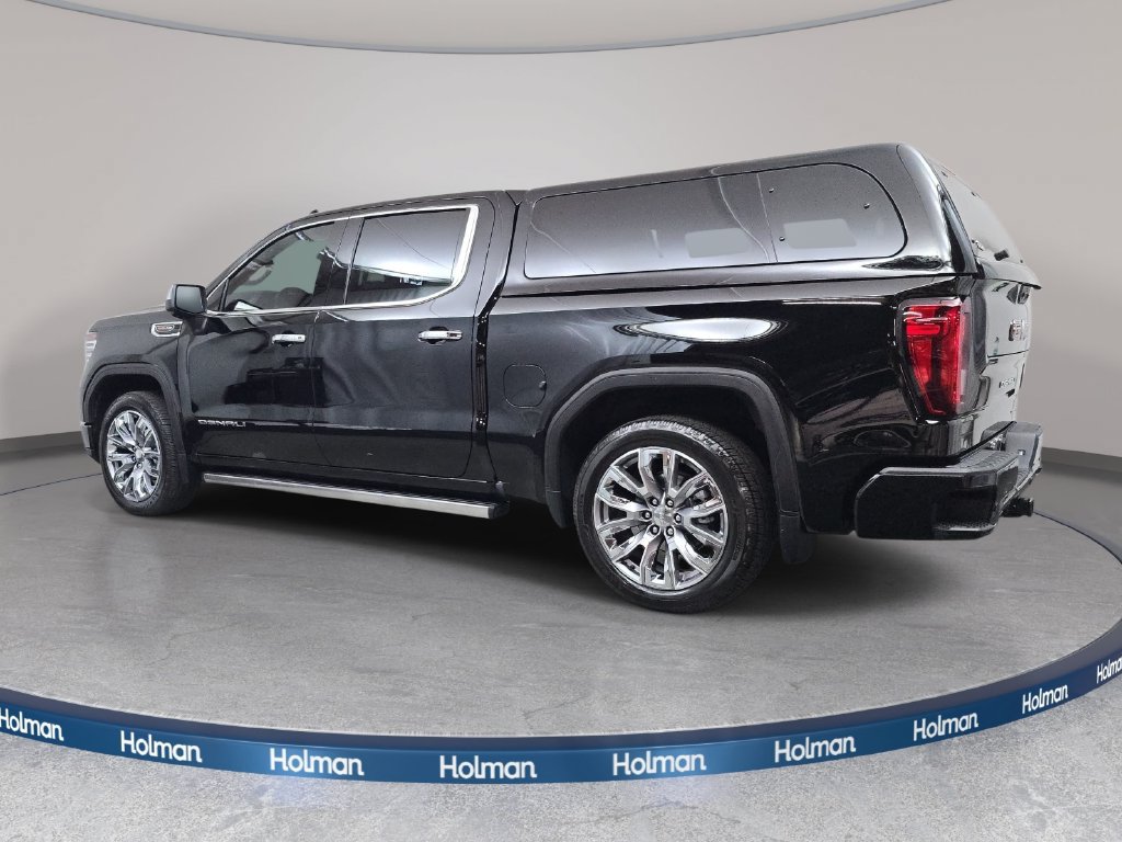 Used 2024 GMC Sierra 1500 Denali AWD/4WD image 8