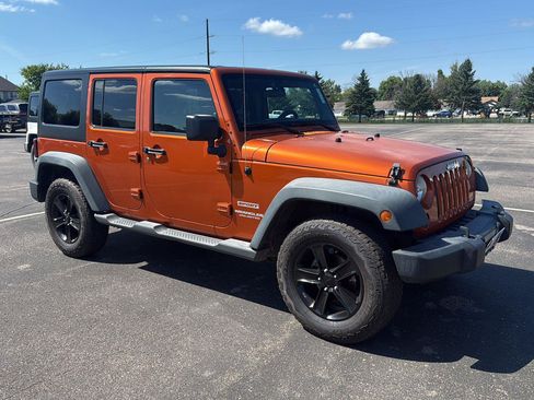 Used 2011 Jeep Wrangler Unlimited Sport AWD/4WD image 6